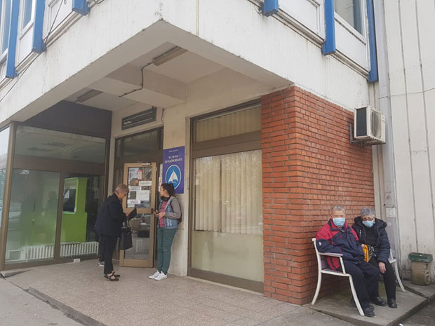 Тестирана девојчица из Ниша, родитељи ИМАЈУ вирус корона: Школа превентивно дезифинкована, ОТКРИВАМО какво је стање осталих пацијената